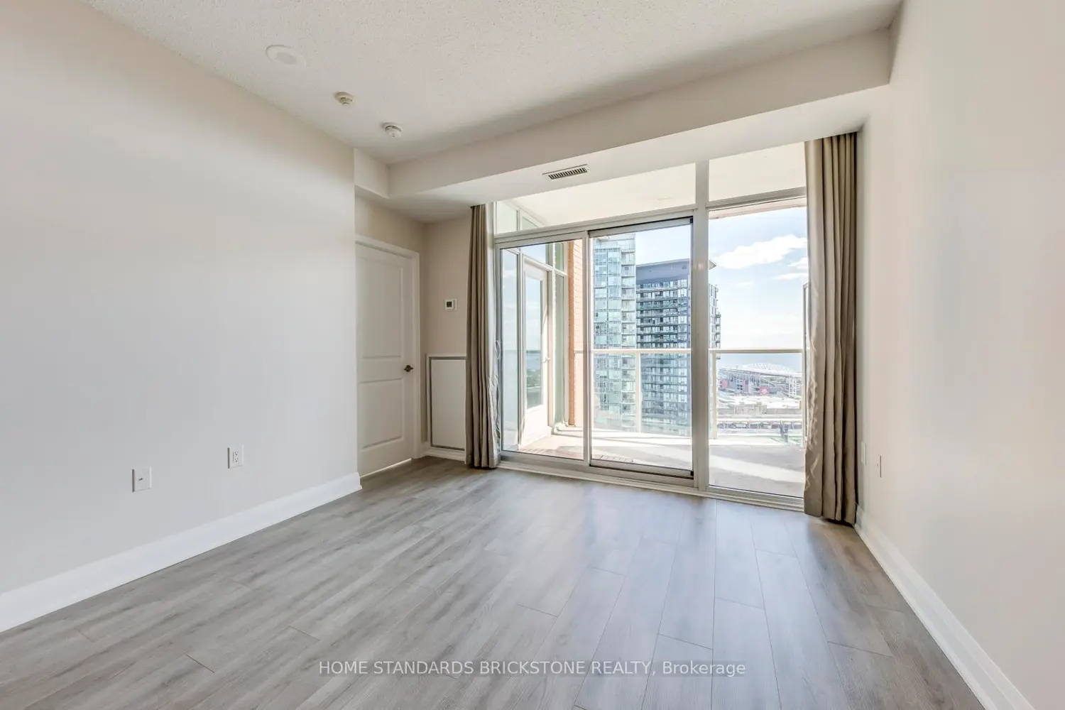Additional image 8 of 125 Western Battery Road 2508