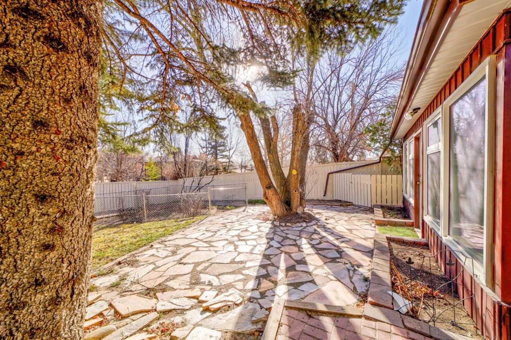 Additional image 3 of 129 Oxford Road W, Lethbridge, AB, T1K 4V6