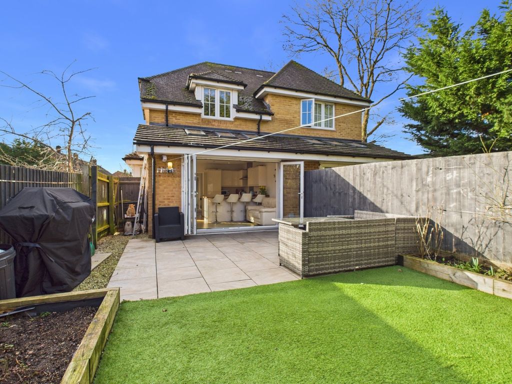 Additional image 8 of 2 bed semi-detached house for saleDrakes Road, Amersham, Buckinghamshire HP7