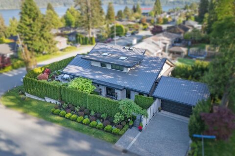 Additional image 9 of 939 Friar Crescent, North Vancouver, BC, V7G 1M5