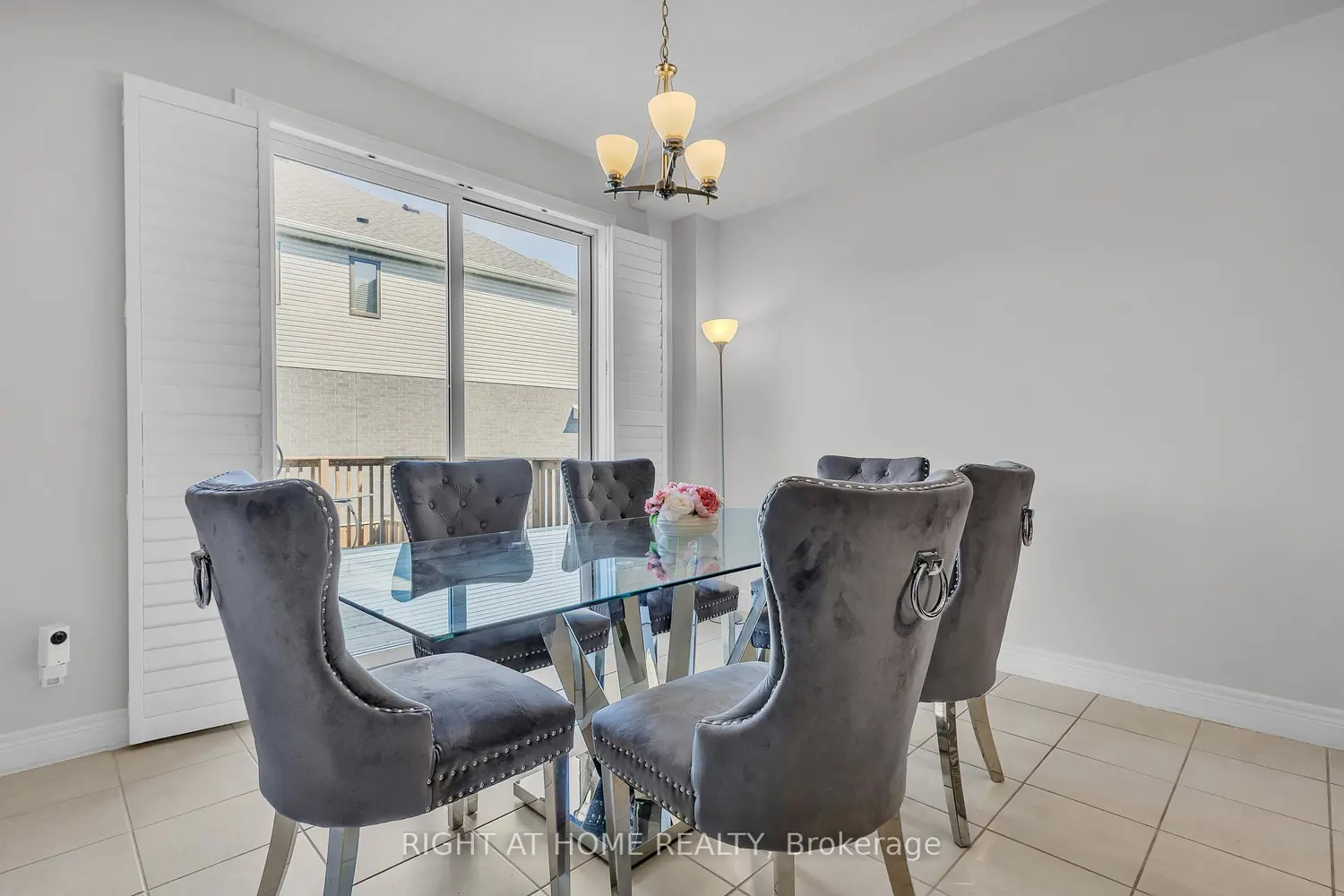 Additional image 6 of 321 Carriage Way