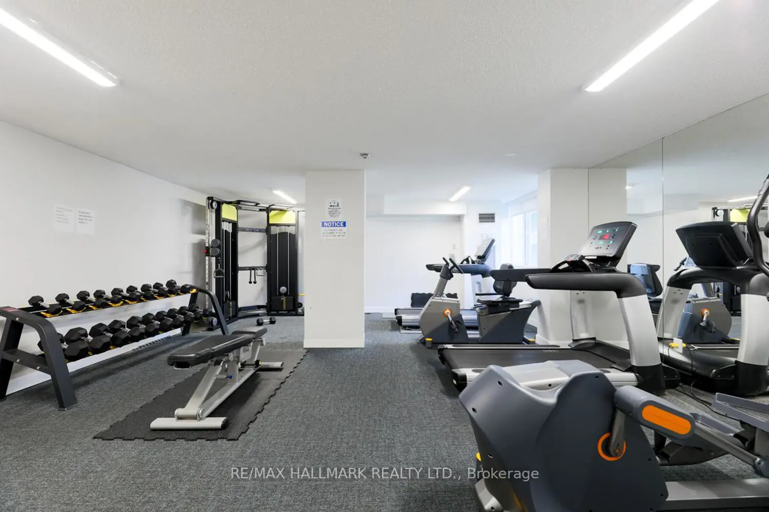 Additional image 15 of 3590 Kaneff Crescent 702