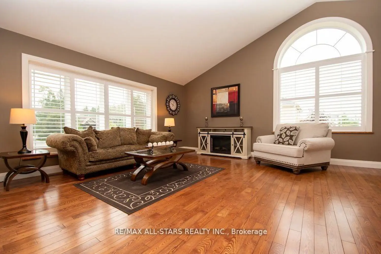 Additional image 2 of 15 Rustlewood Avenue