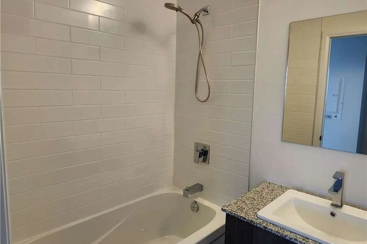 Additional image 10 of 108 Garment Street 708