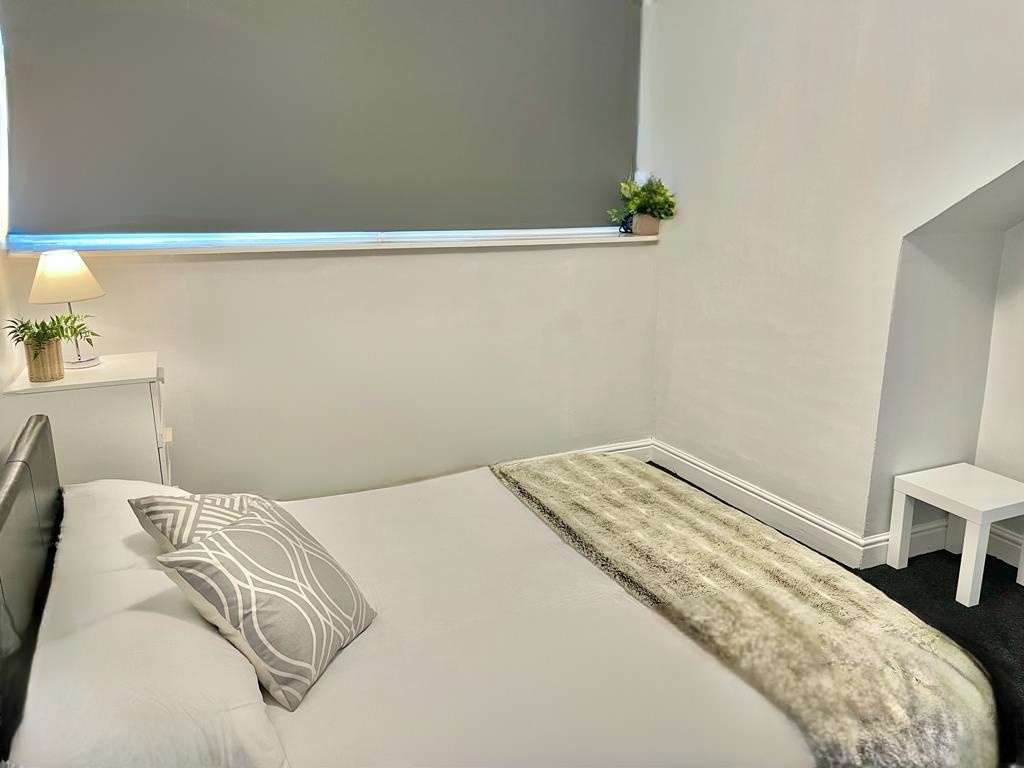 Additional image 7 of 1 Bed Flat, Victoria Park Avenue, LS13, N1 7GU