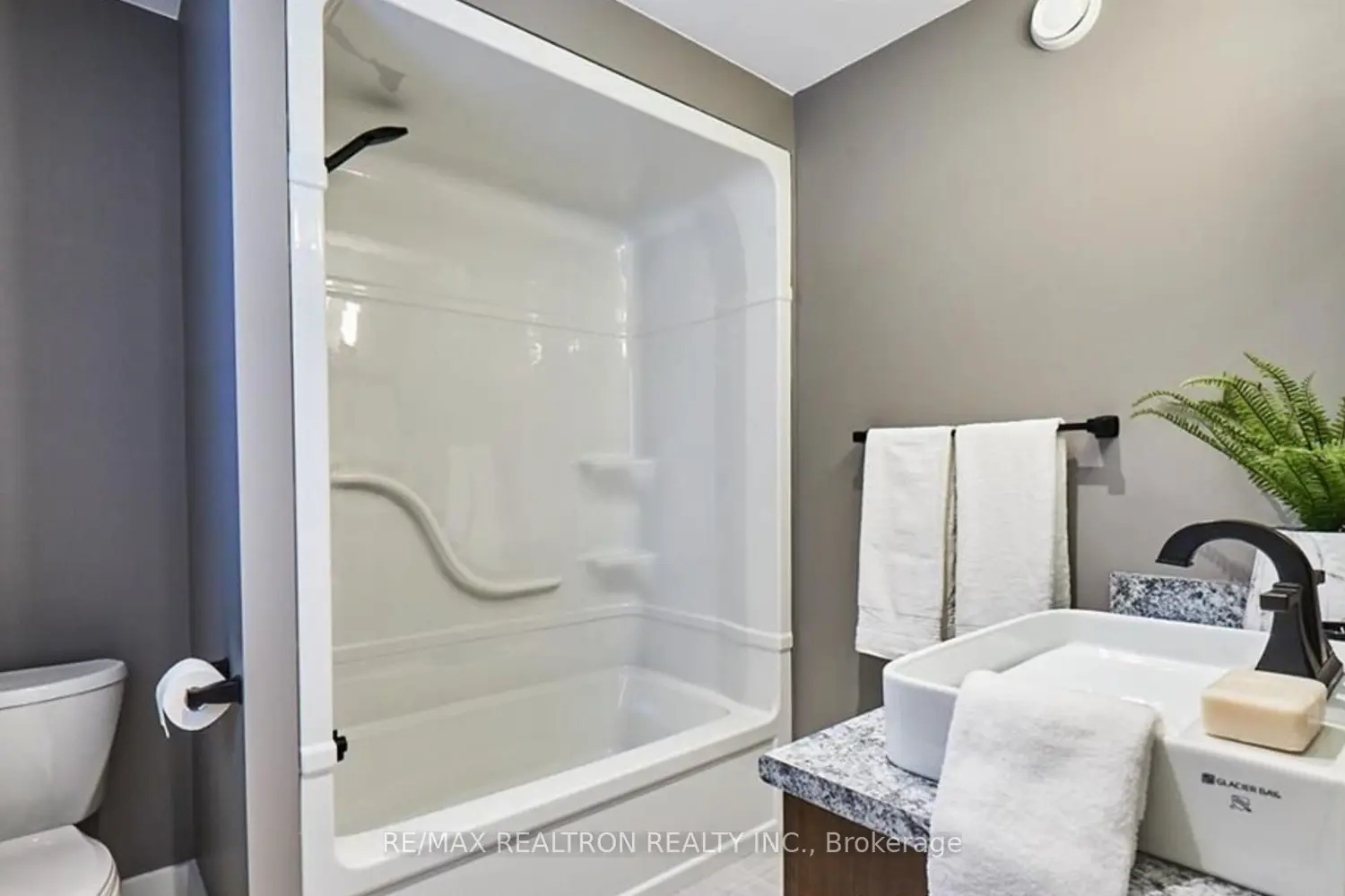 Additional image 10 of 1 Northdown Street