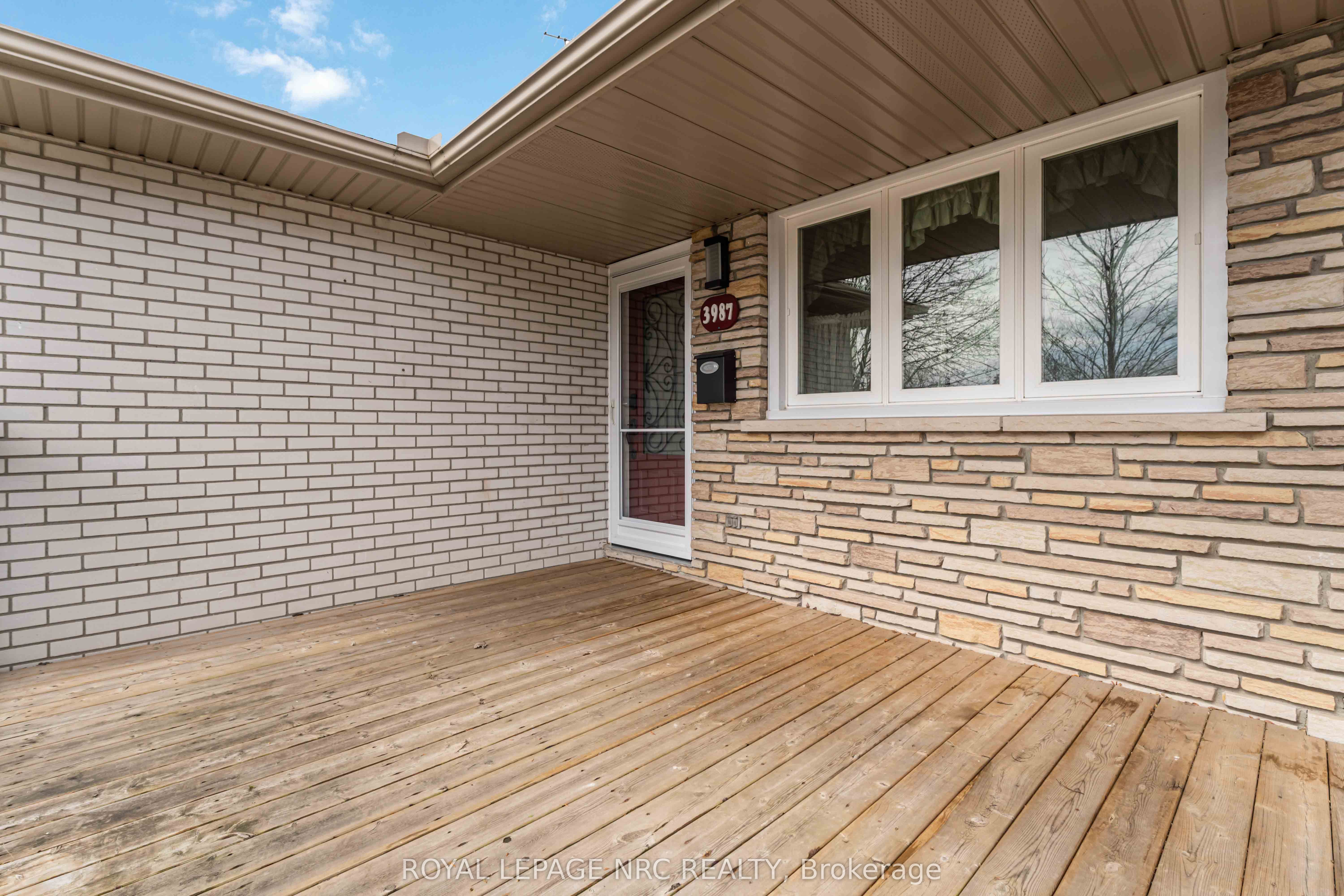 Additional image 5 of 3987 Montcalm Crescent, Niagara Falls, ON, L2G 6L9