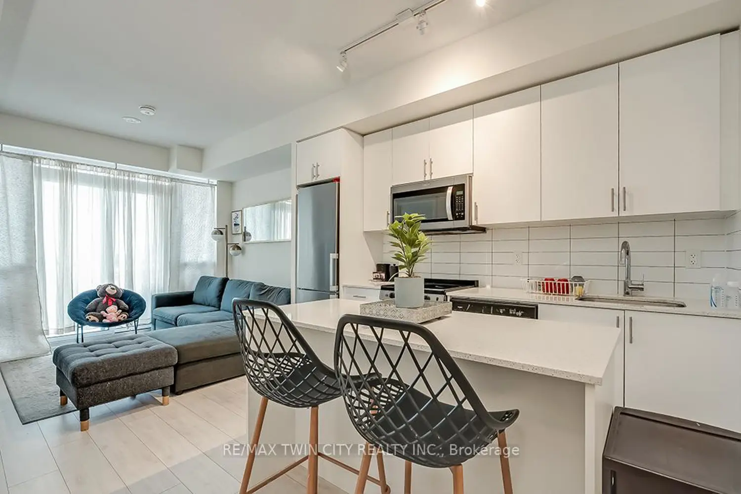 Additional image 14 of 509 Dundas Street # 415