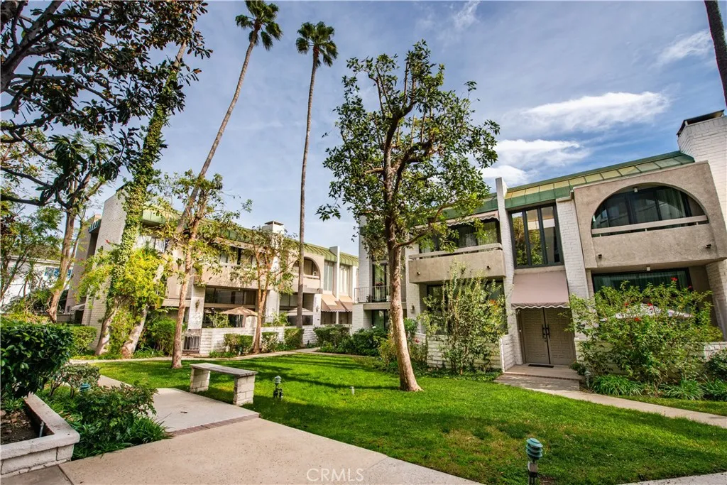 Additional image 26 of 5340 Yarmouth Unit 205, Encino, CA 91316