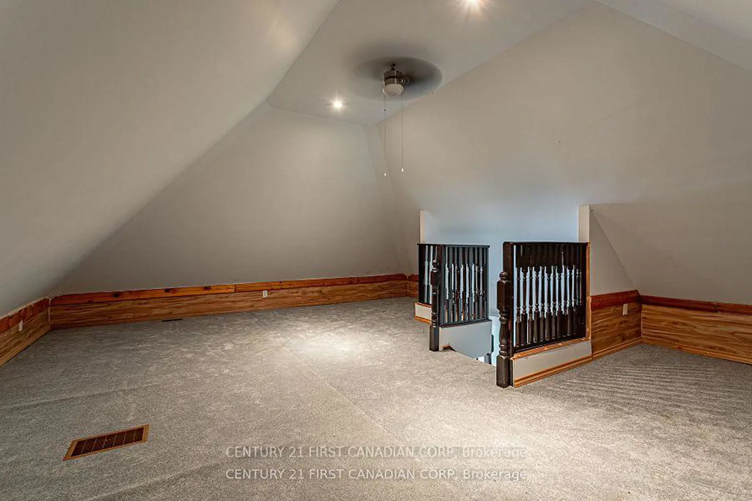 Additional image 13 of 50917 Yorke Line