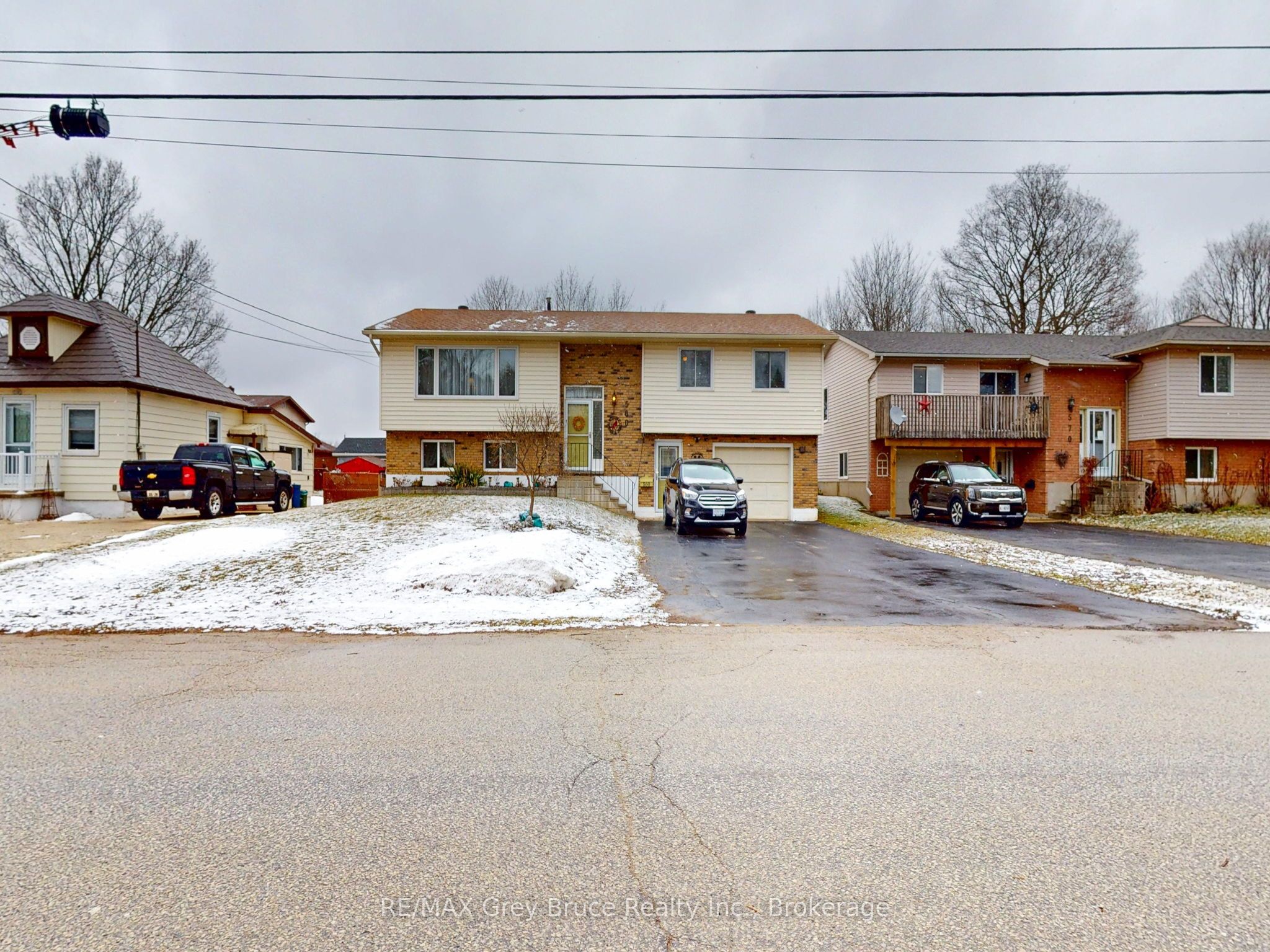 Additional image 2 of 560 20th Street E, Owen Sound, ON, N4K 2B6