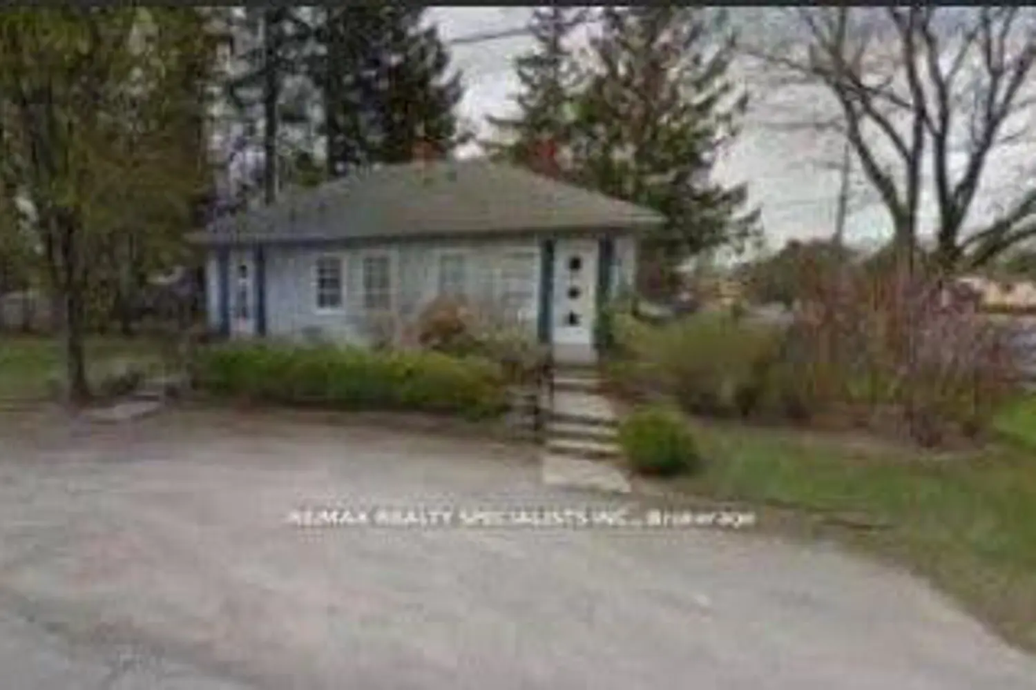 Additional image 4 of 990-992 Birchwood Avenue