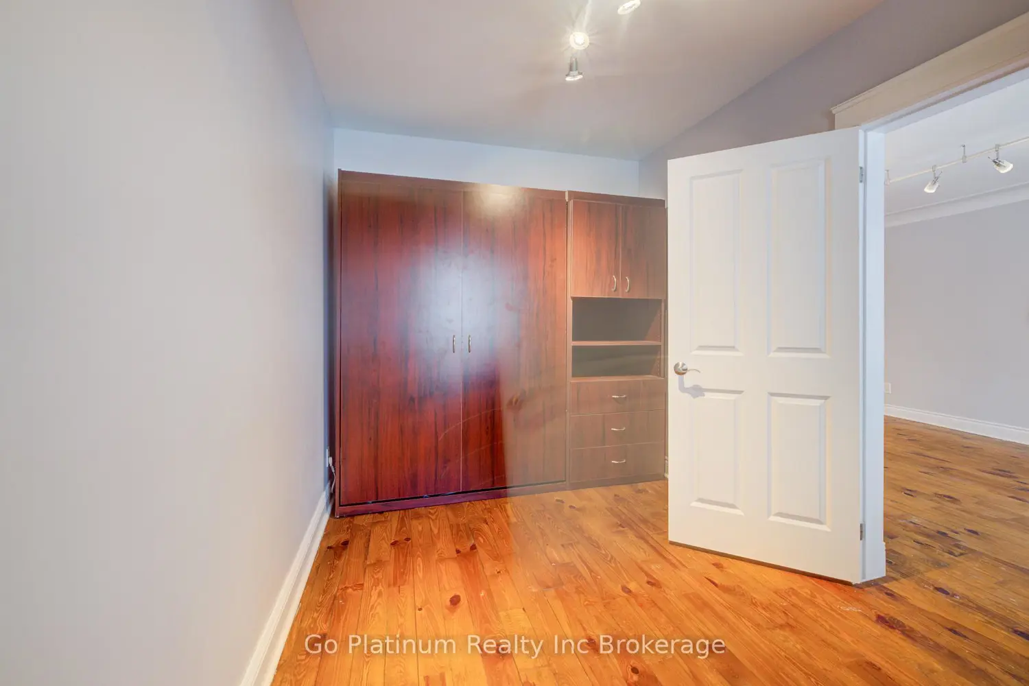 Additional image 9 of 325602 Norwich Road