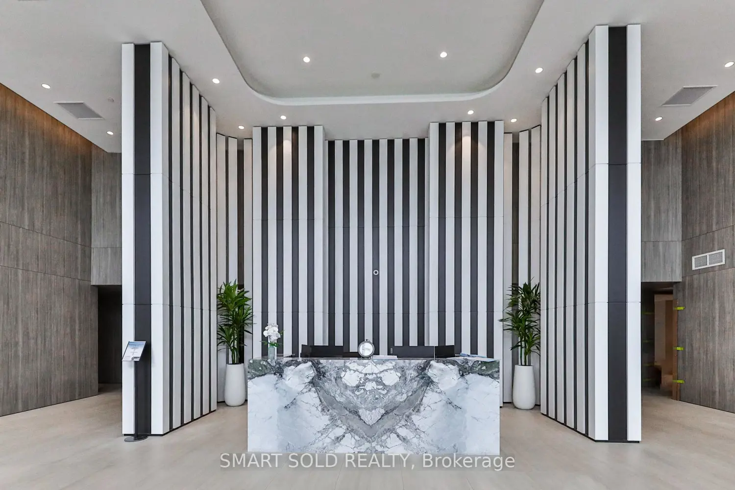 Additional image 18 of 220 Missinnihe Way 114