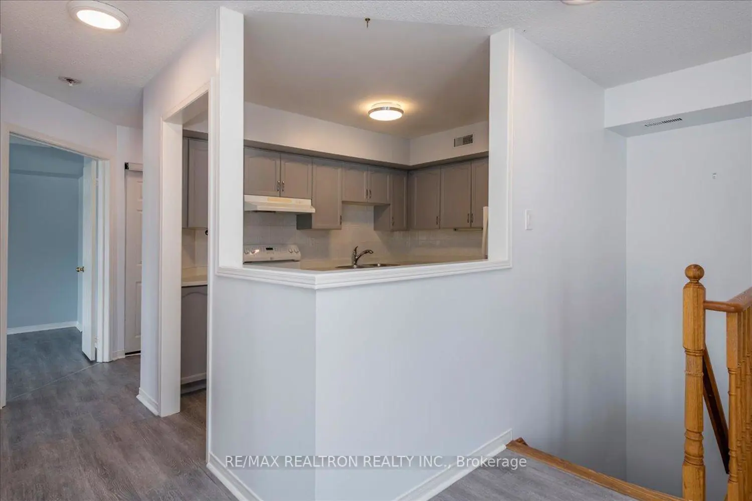 Additional image 10 of 492 Laclie Street 302