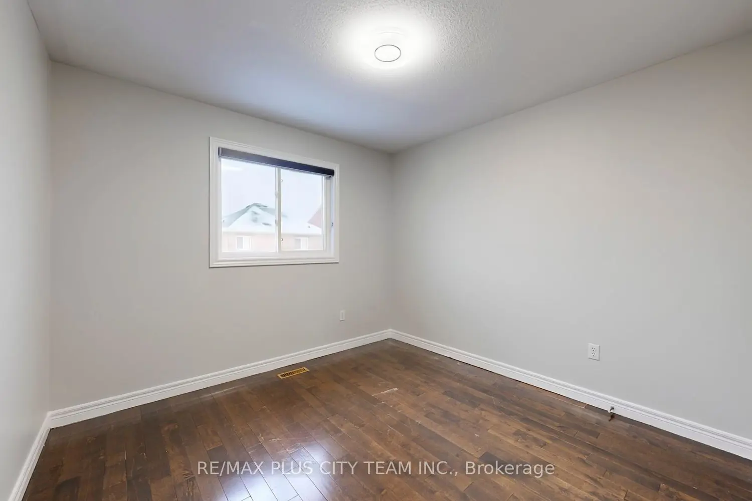 Additional image 9 of 4 Slessor Lane