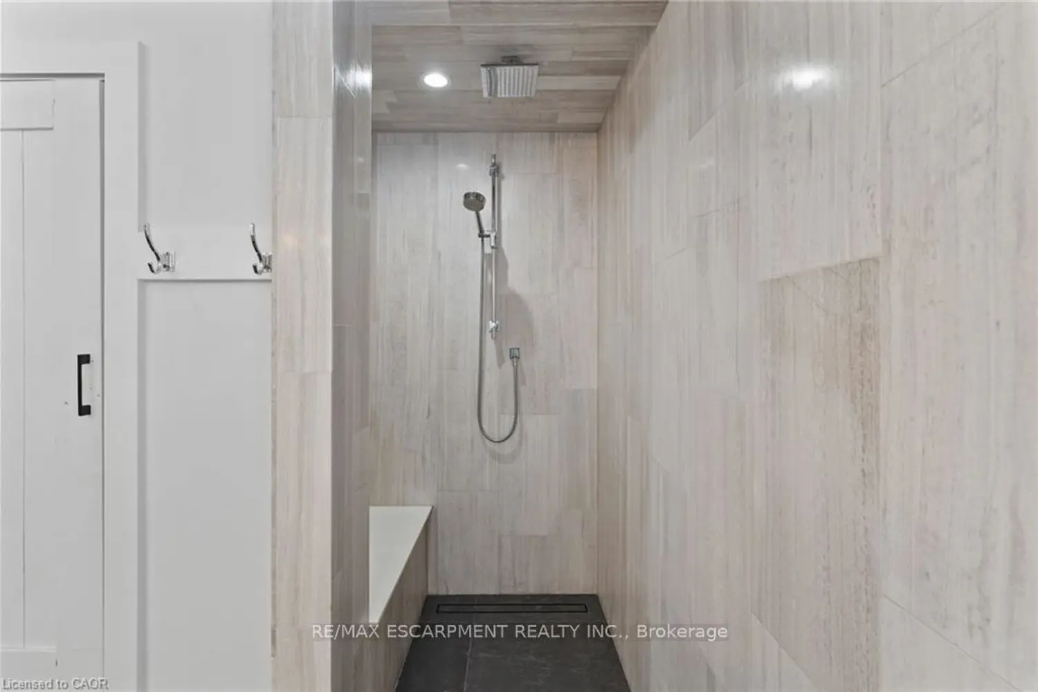 Additional image 10 of 2210 Highway 54