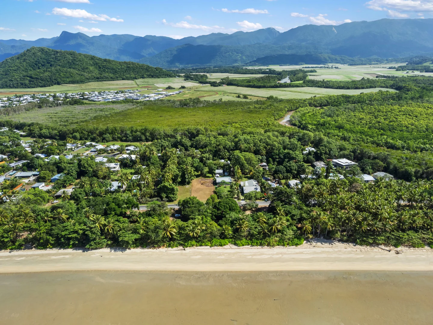 Additional image 5 of 37 Bougainvillea Street, Cooya Beach QLD 4873