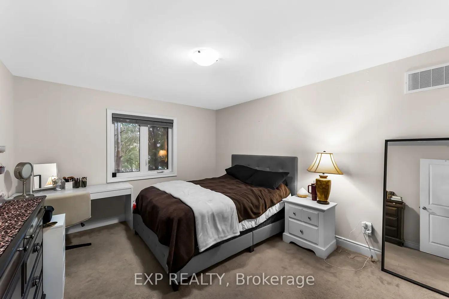 Additional image 6 of 1951 Metro Road