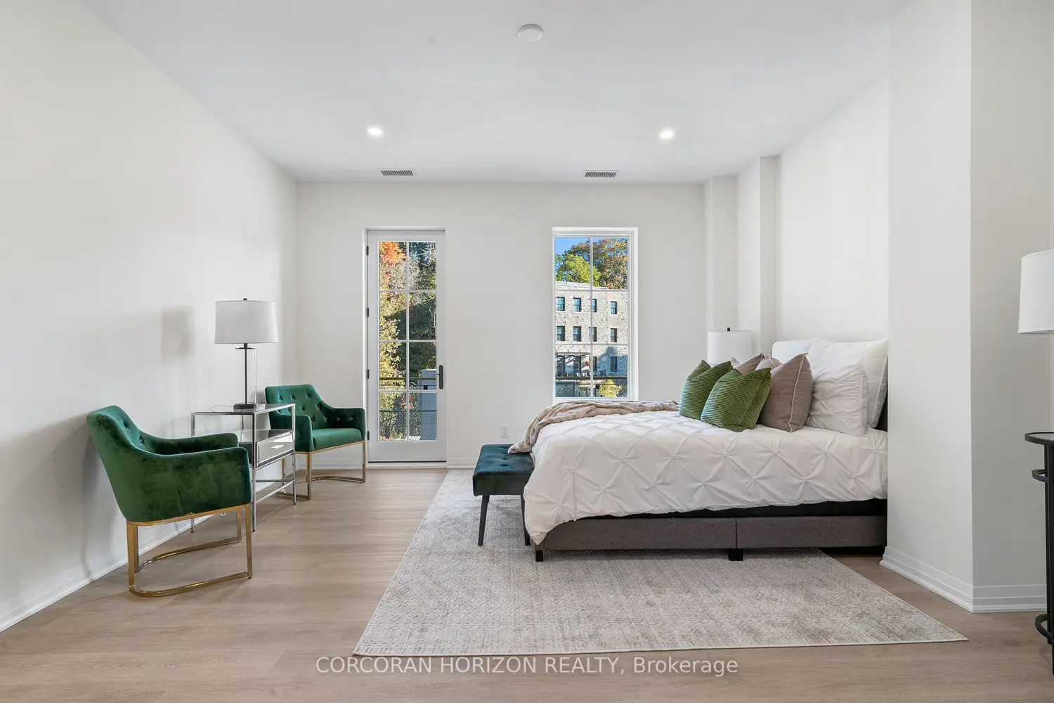 Additional image 10 of 6523 Wellington 7 Road 32