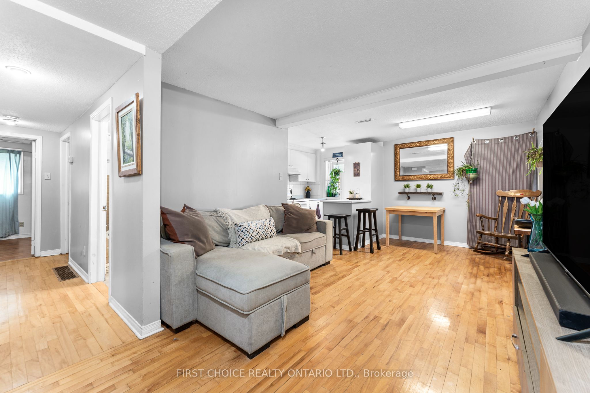 Additional image 2 of 253 Frechette Street, Ottawa, ON, K1L 7T3