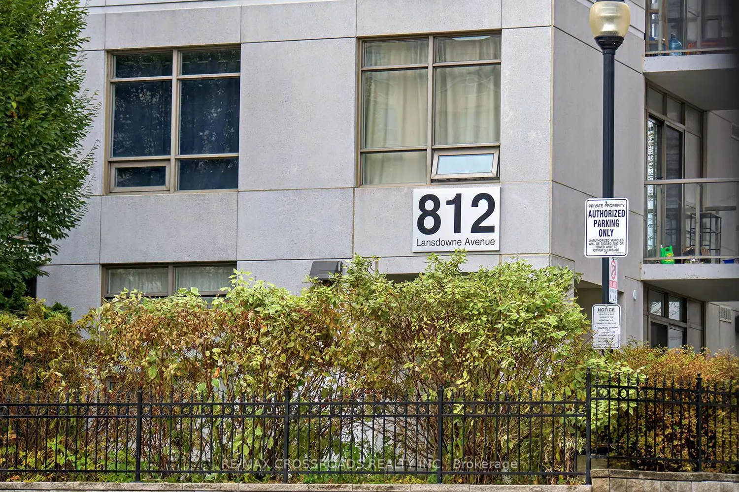 Additional image 4 of 812 Lansdowne Avenue 114