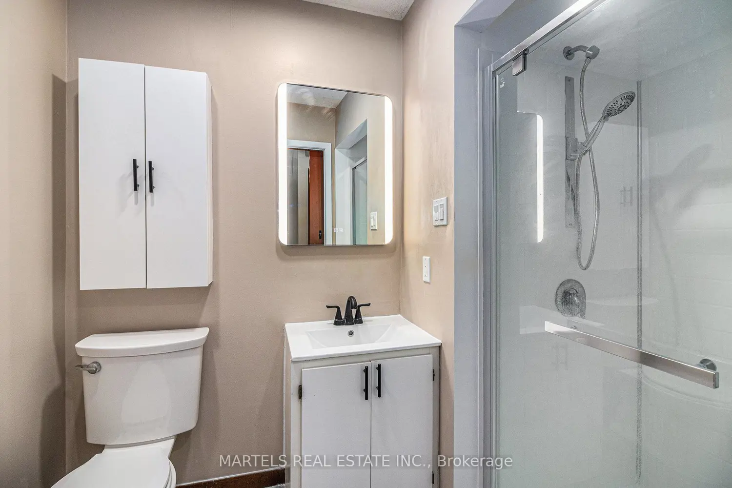 Additional image 10 of 844 Principale Street