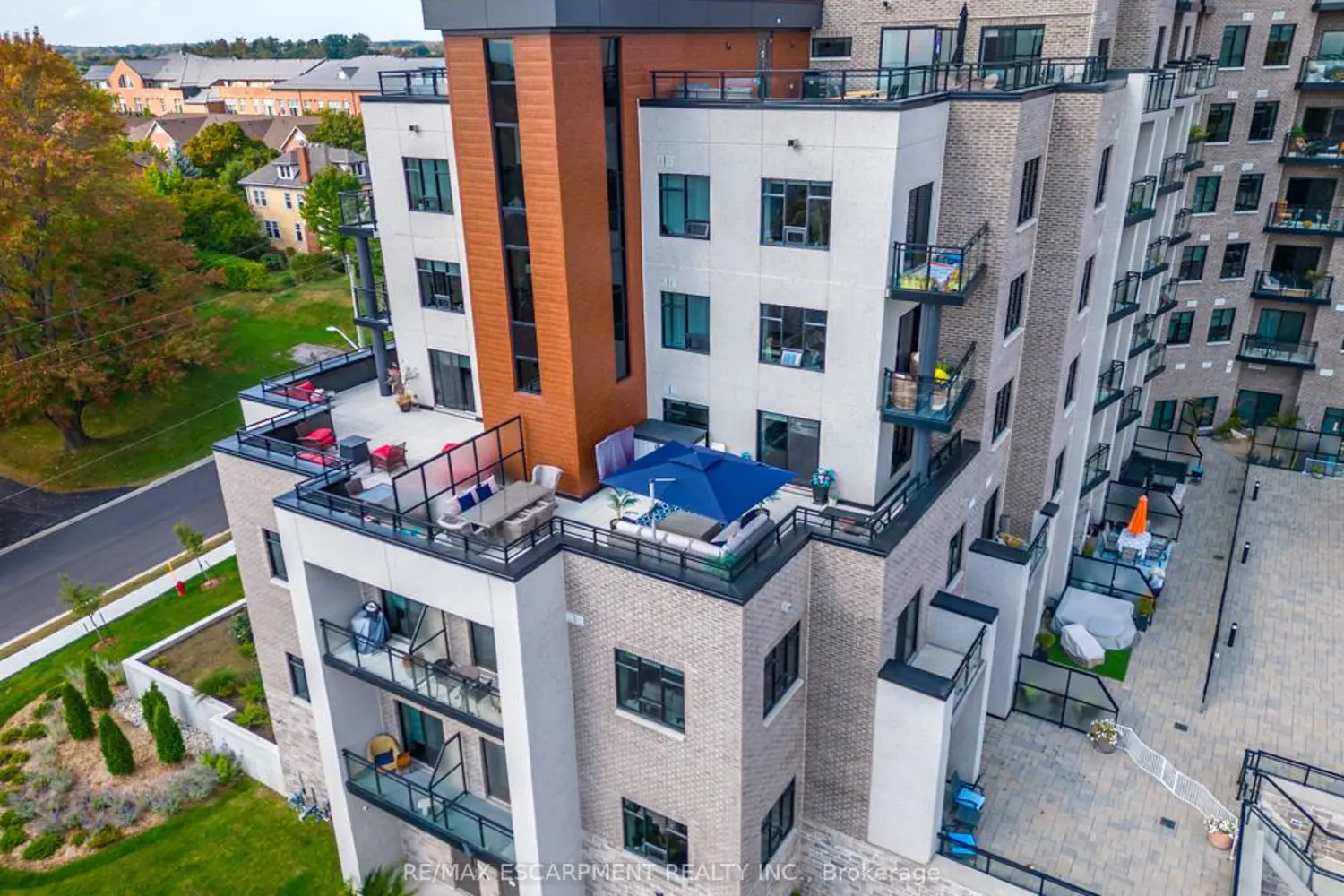 Additional image 14 of 30 Hamilton Street 305