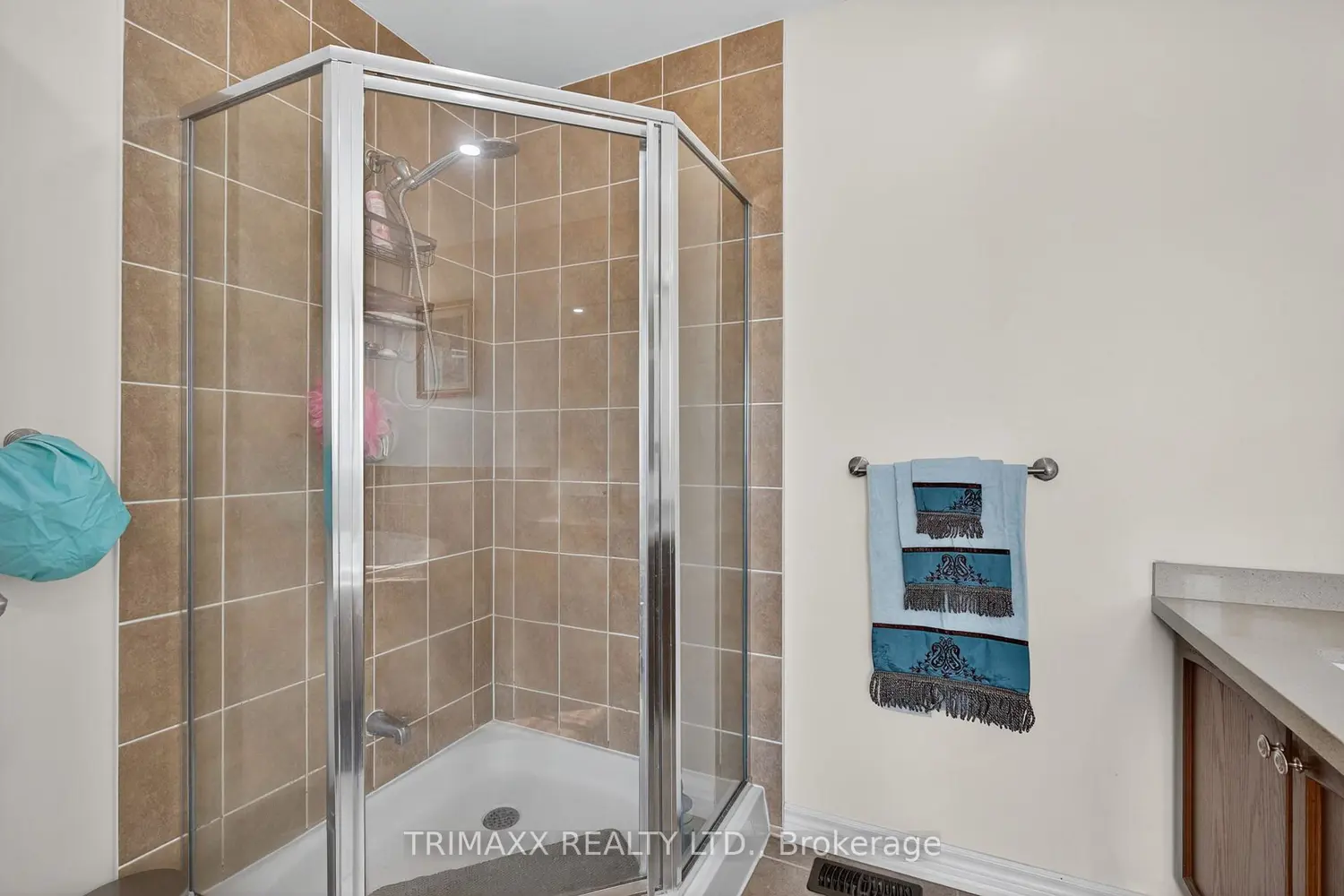 Additional image 8 of 30 Learmont Avenue