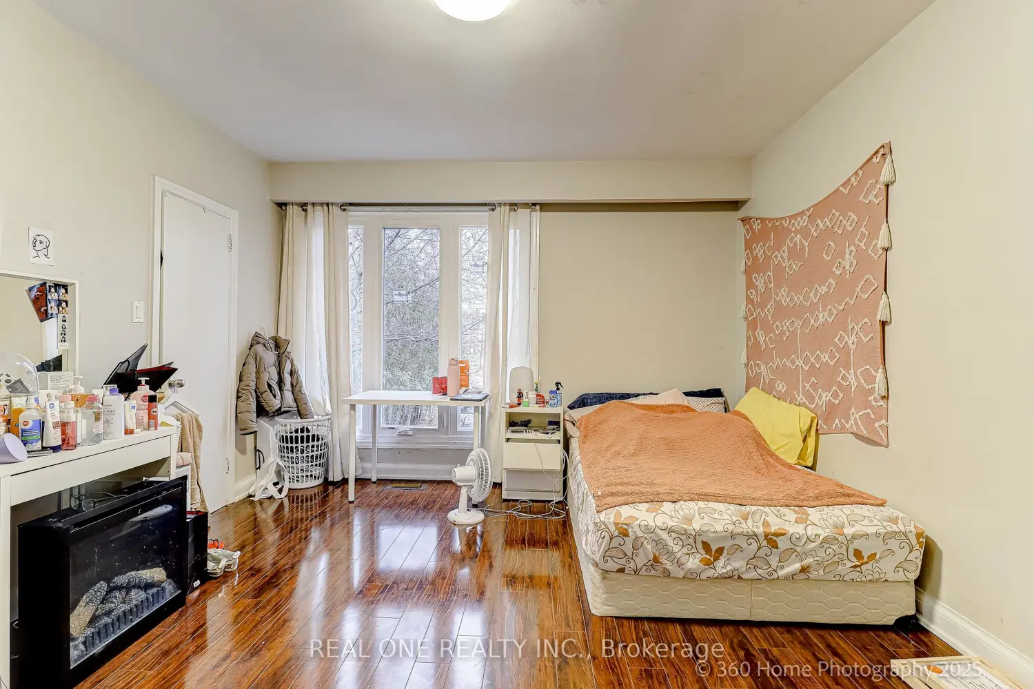 Additional image 13 of 212 Cummer Avenue