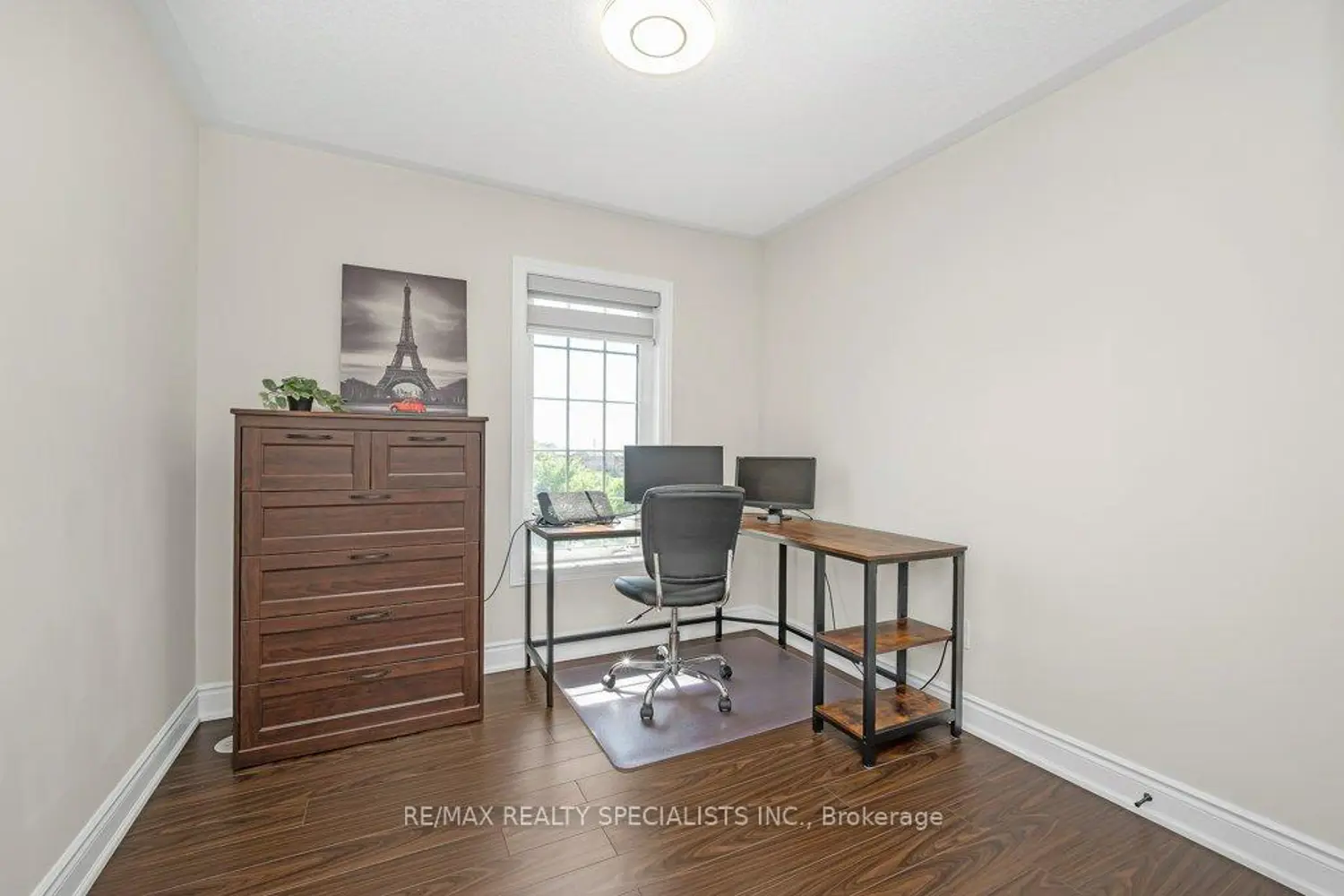 Additional image 11 of 34 Aspen Hills Road