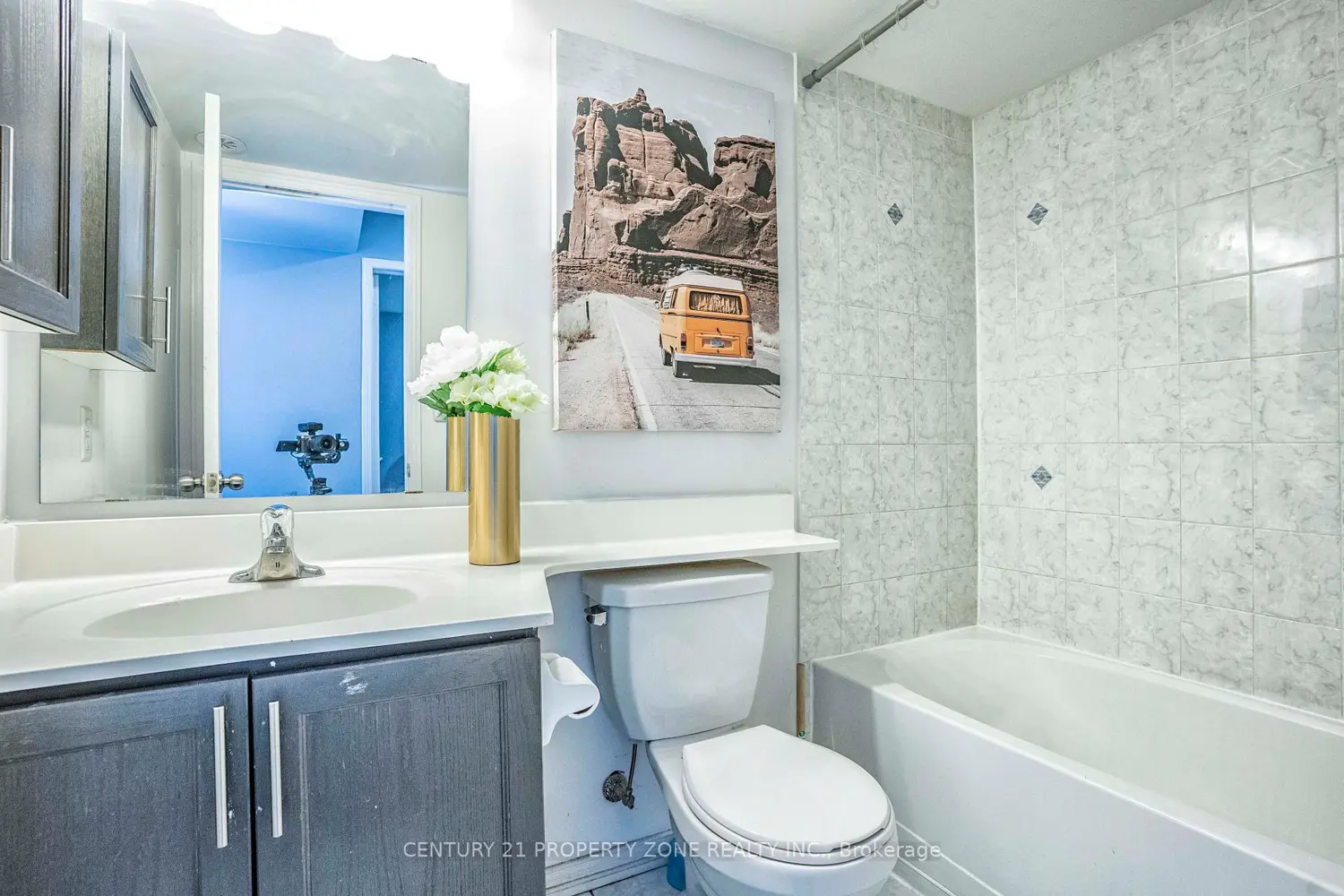 Additional image 9 of 2500 Post Road 4