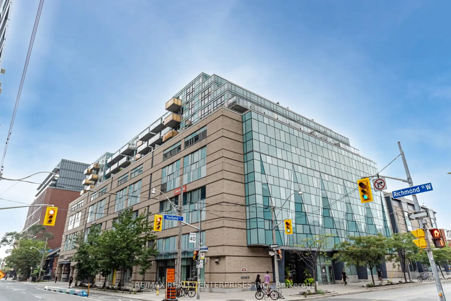 156 Portland Street 302