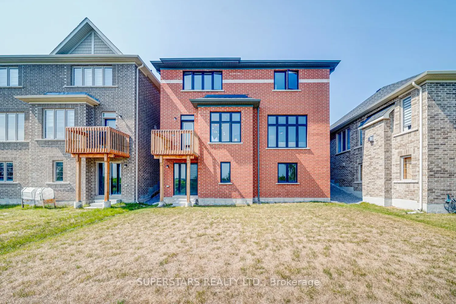 Additional image 19 of 33 John Dallimore Drive