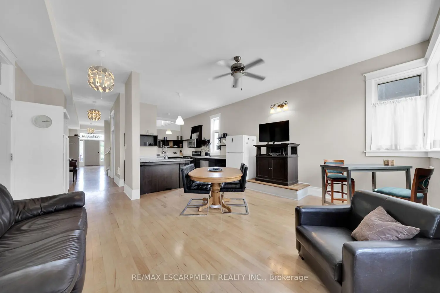 Additional image 3 of 550 Beach Boulevard