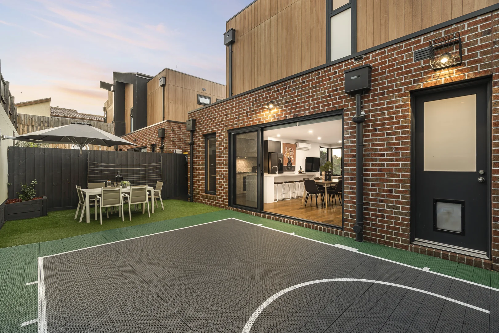 Additional image 12 of 3/142 Templestowe Road, Templestowe Lower VIC 3107