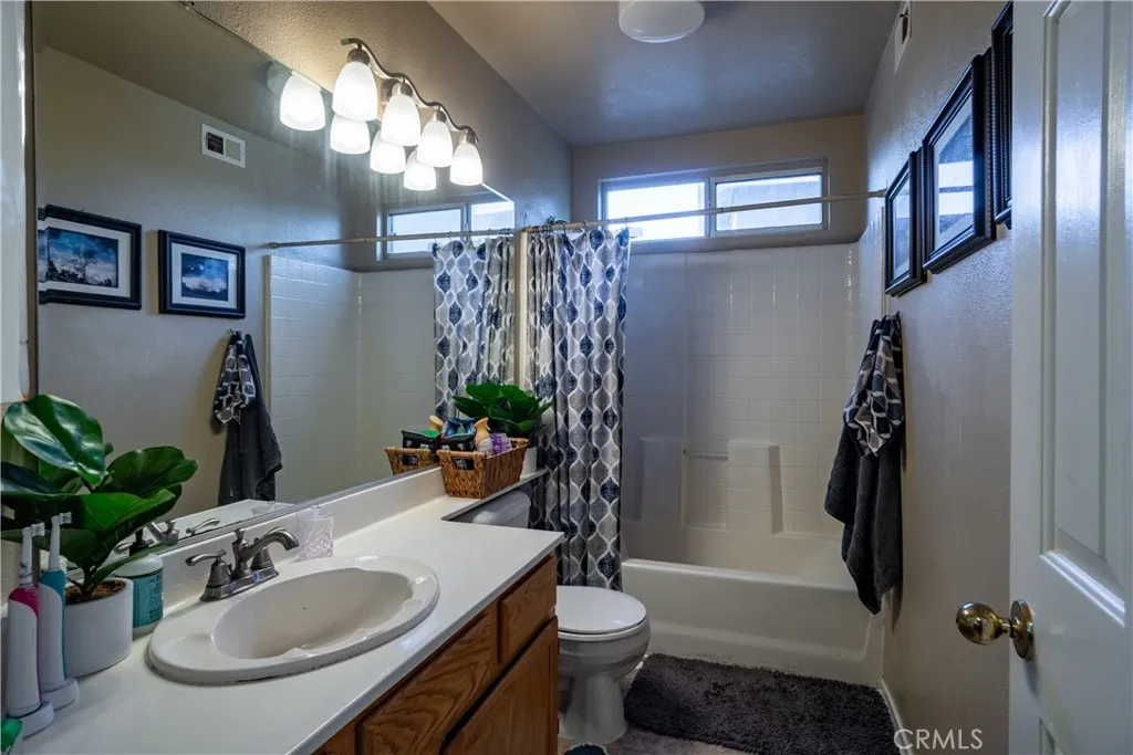 Additional image 20 of 40034 Denham Dr, Palmdale, CA 93551