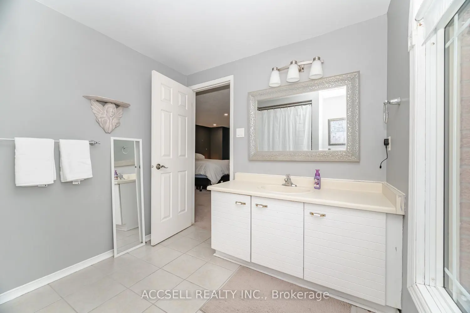 Additional image 11 of 3 Longyear Drive