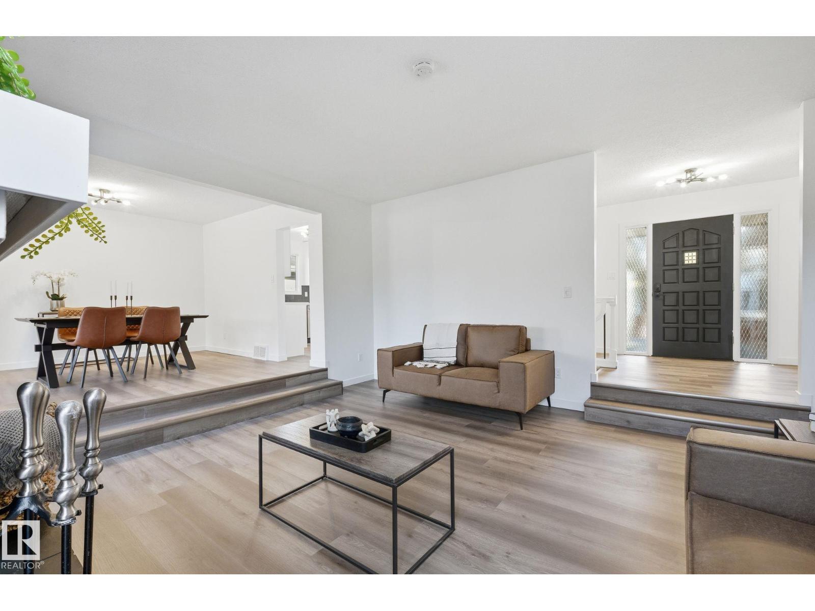 Additional image 5 of 2722 104a Street NW, Edmonton, AB, T6J4C3