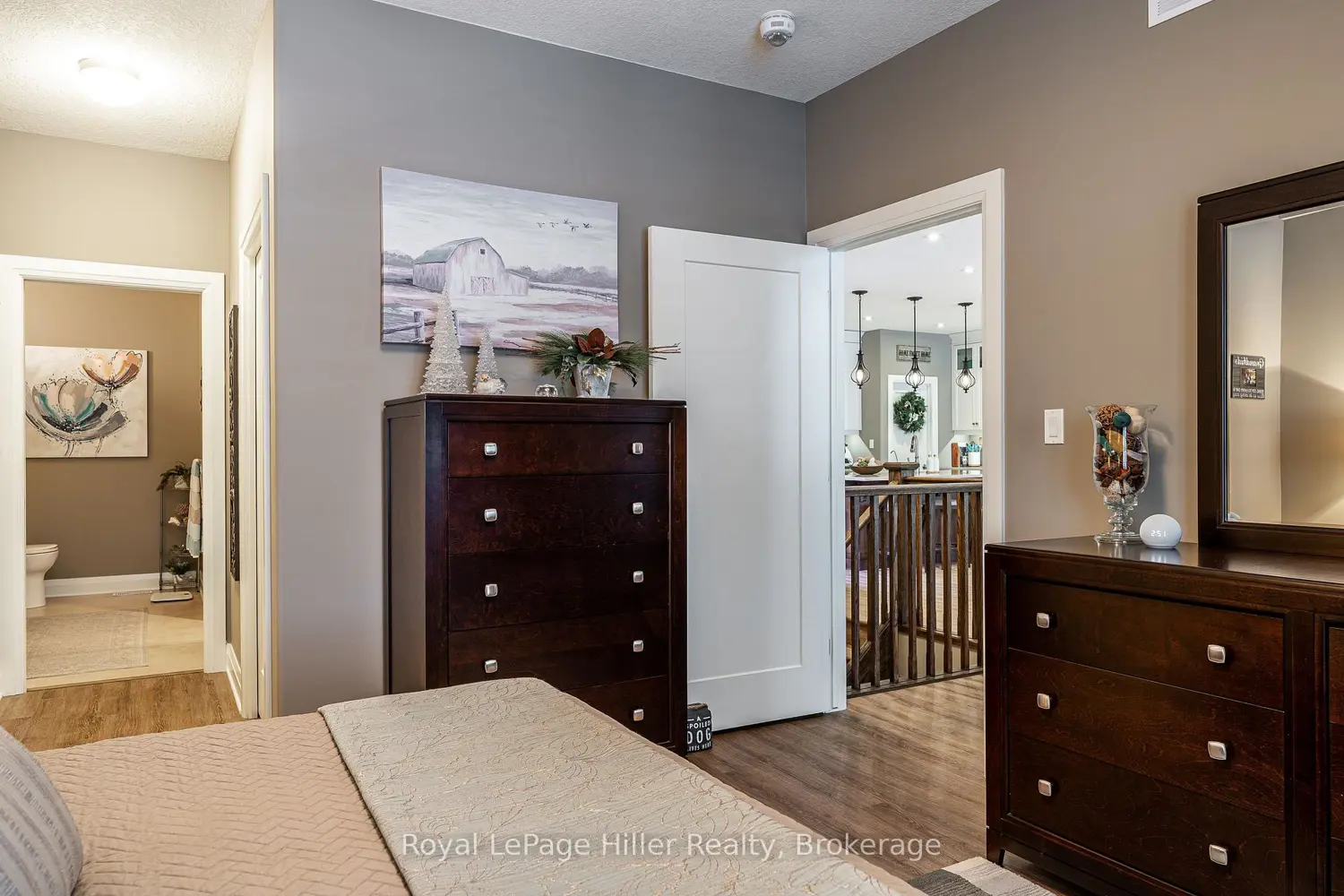 Additional image 10 of 687 Forman Avenue