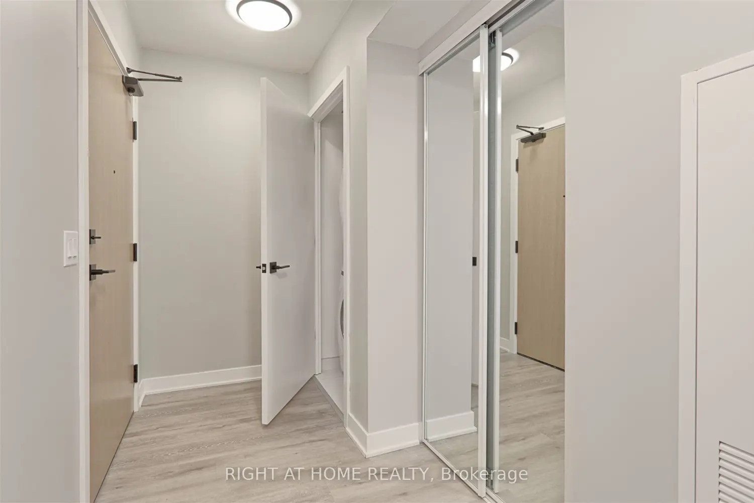 Additional image 5 of 36 Zorra Street 421