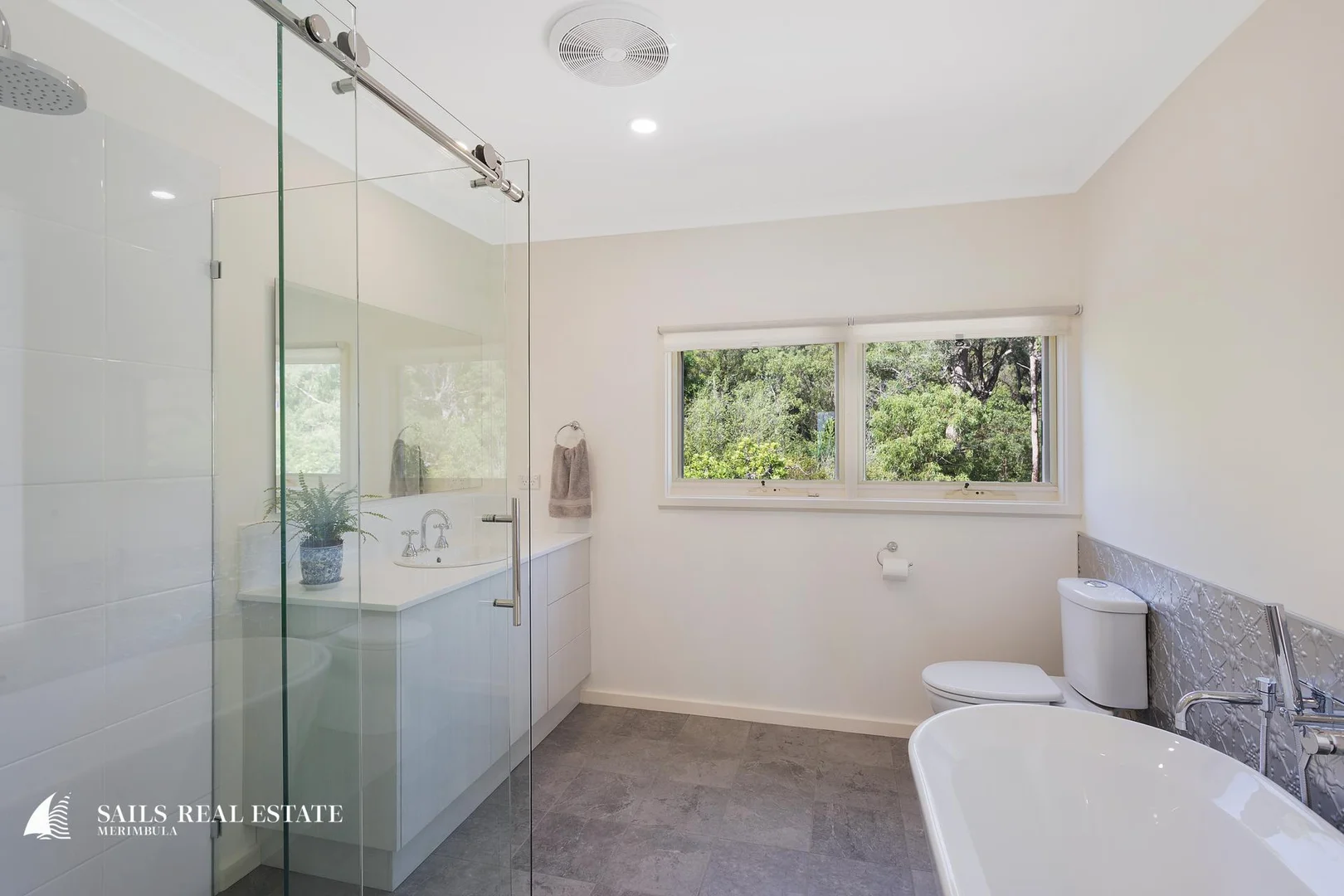 Additional image 26 of 20 Jinjera Parade, Pambula Beach NSW 2549