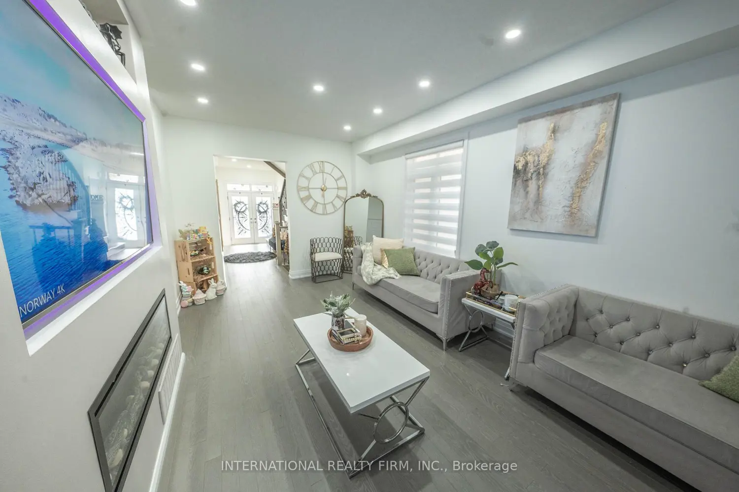 61 Tiberini Way photo 4