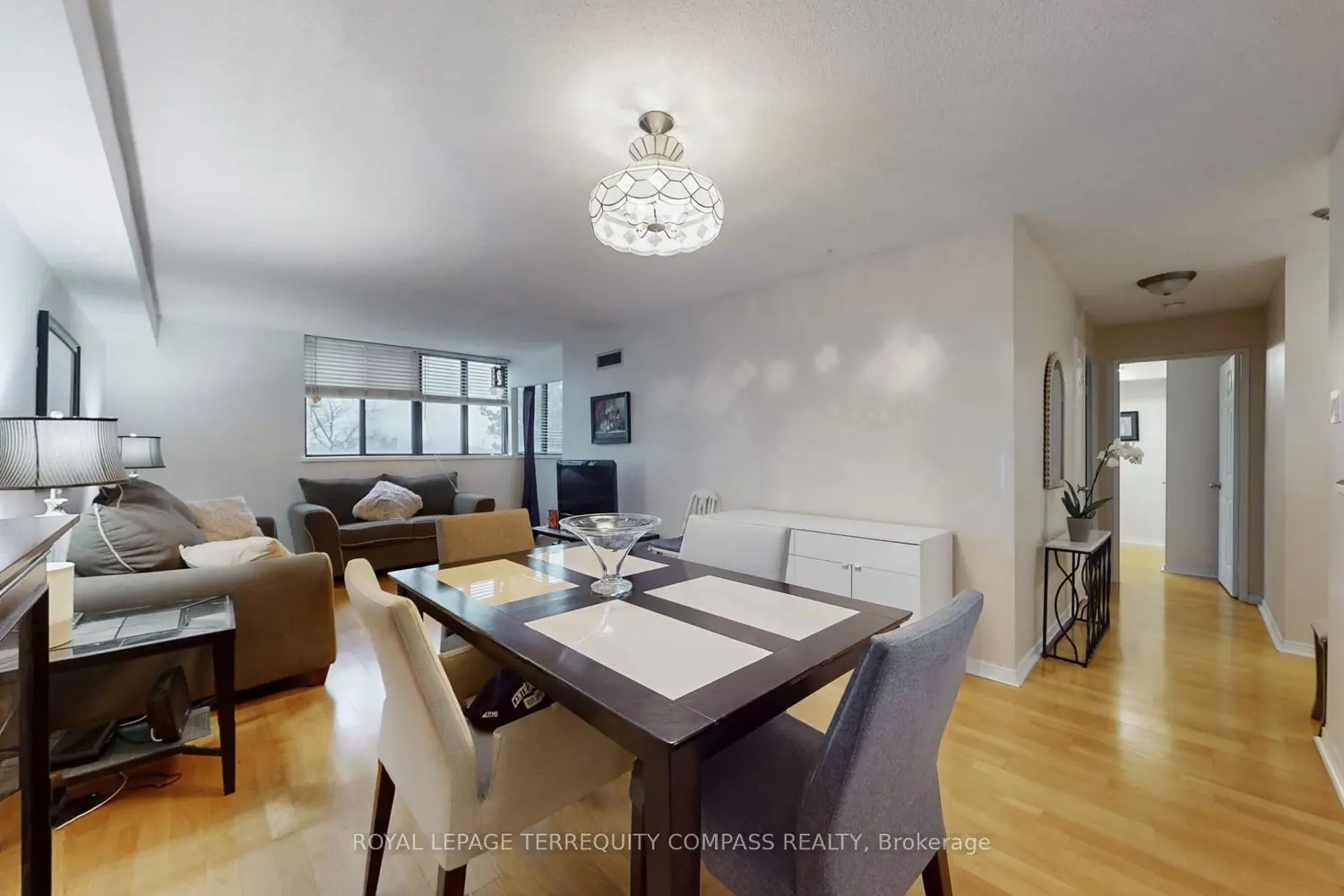 Additional image 7 of 1155 Bough Beeches Boulevard 208