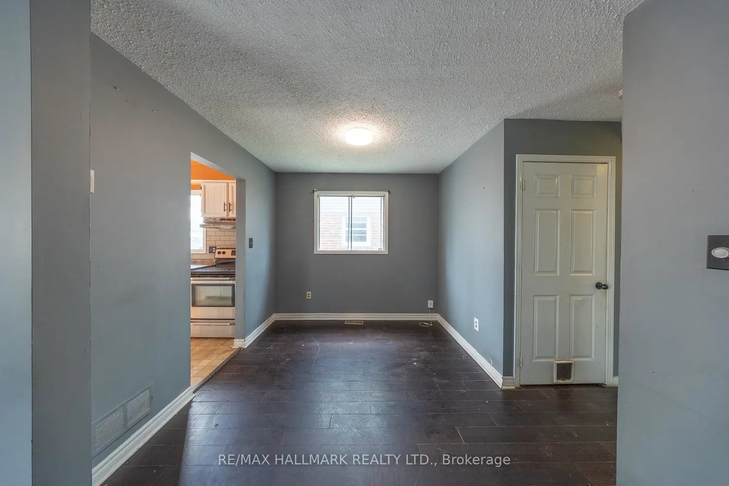 Additional image 8 of 200 Adele Crescent