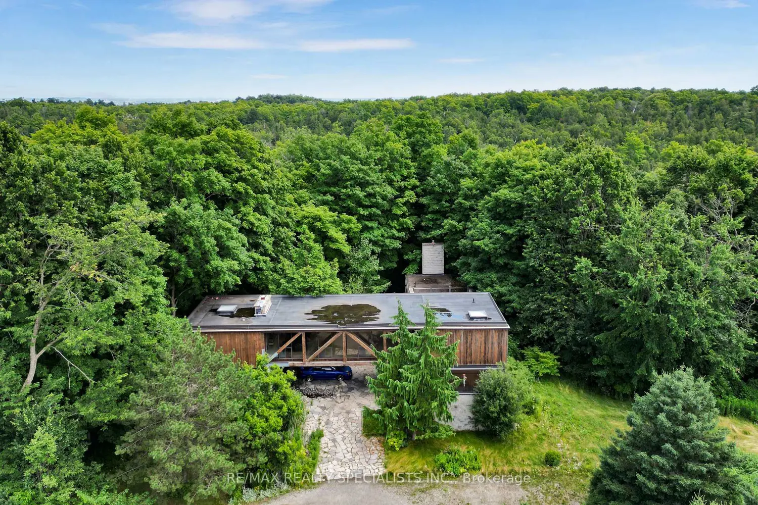 Additional image 19 of 15139 Rockside Road