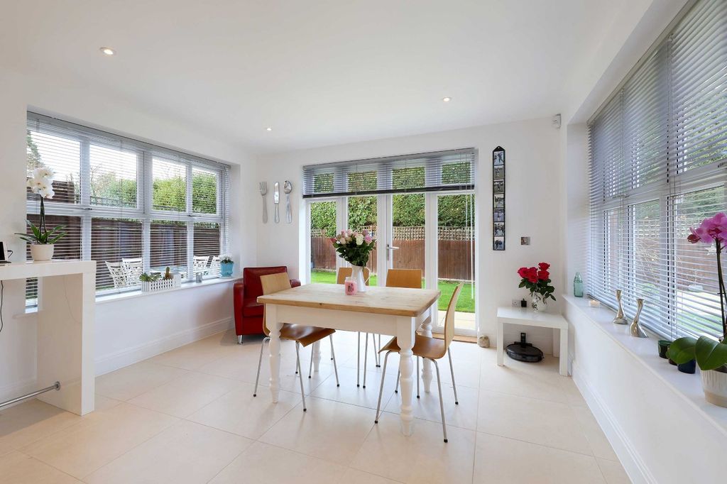 Additional image 4 of 6 bed detached house for saleBarton Drive, Beaconsfield, Buckinghamshire HP9