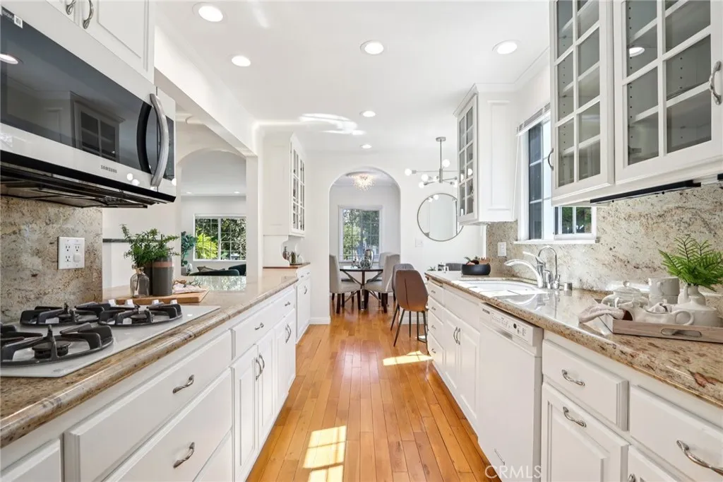 Additional image 17 of 1735 N Lima Street, Burbank, CA 91505