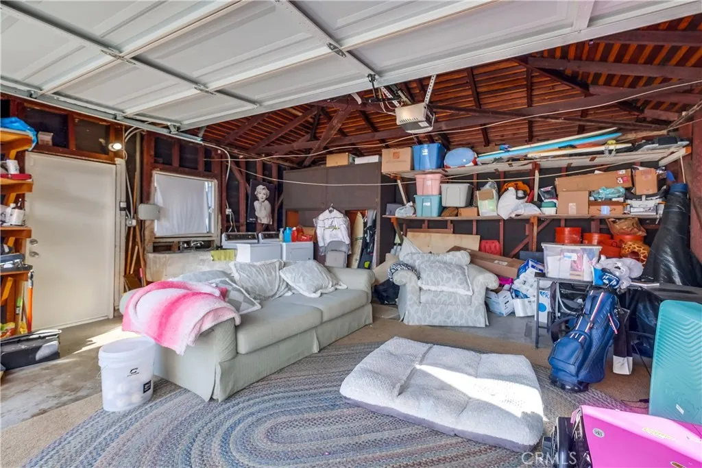 Additional image 78 of 2709 E Van Buren St, Long Beach, CA 90810