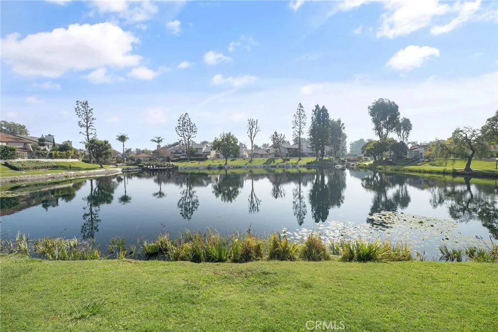 1363 N Schooner Ln, Anaheim, CA 92801